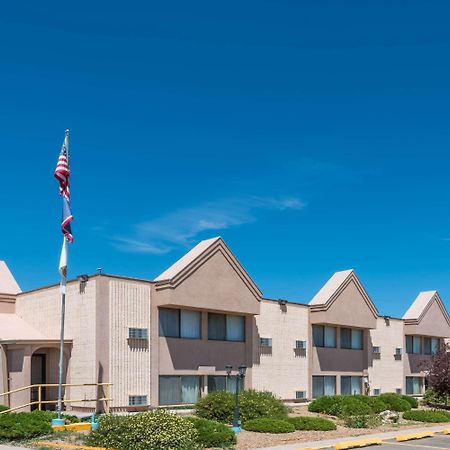 Super 8 By Wyndham Laramie Exterior foto