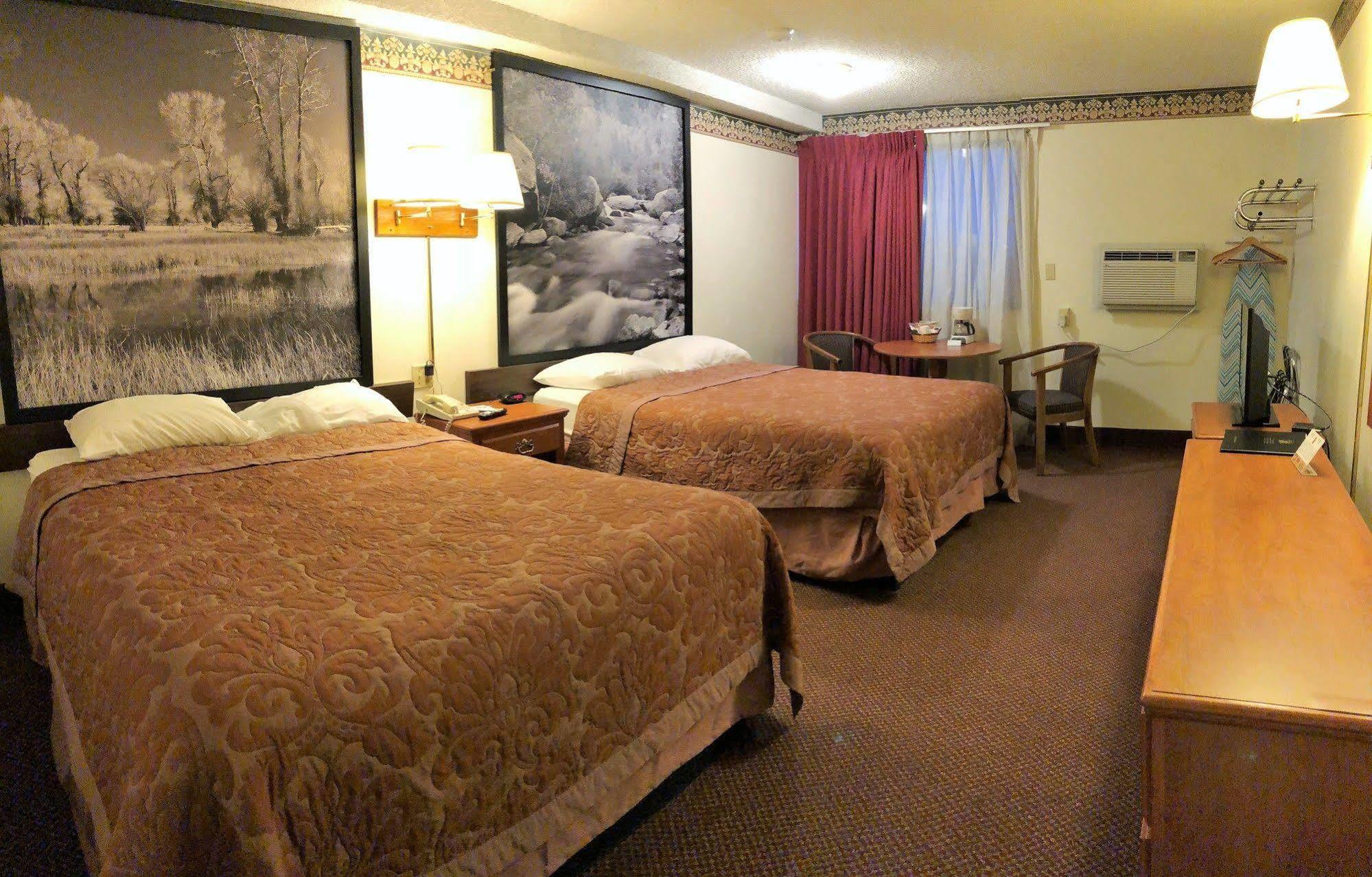 Super 8 By Wyndham Laramie Exterior foto